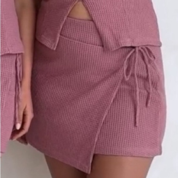 Sabo Emilee Wrap Mini Skirt Mauve Waffle Knit Size Large - Picture 1 of 8